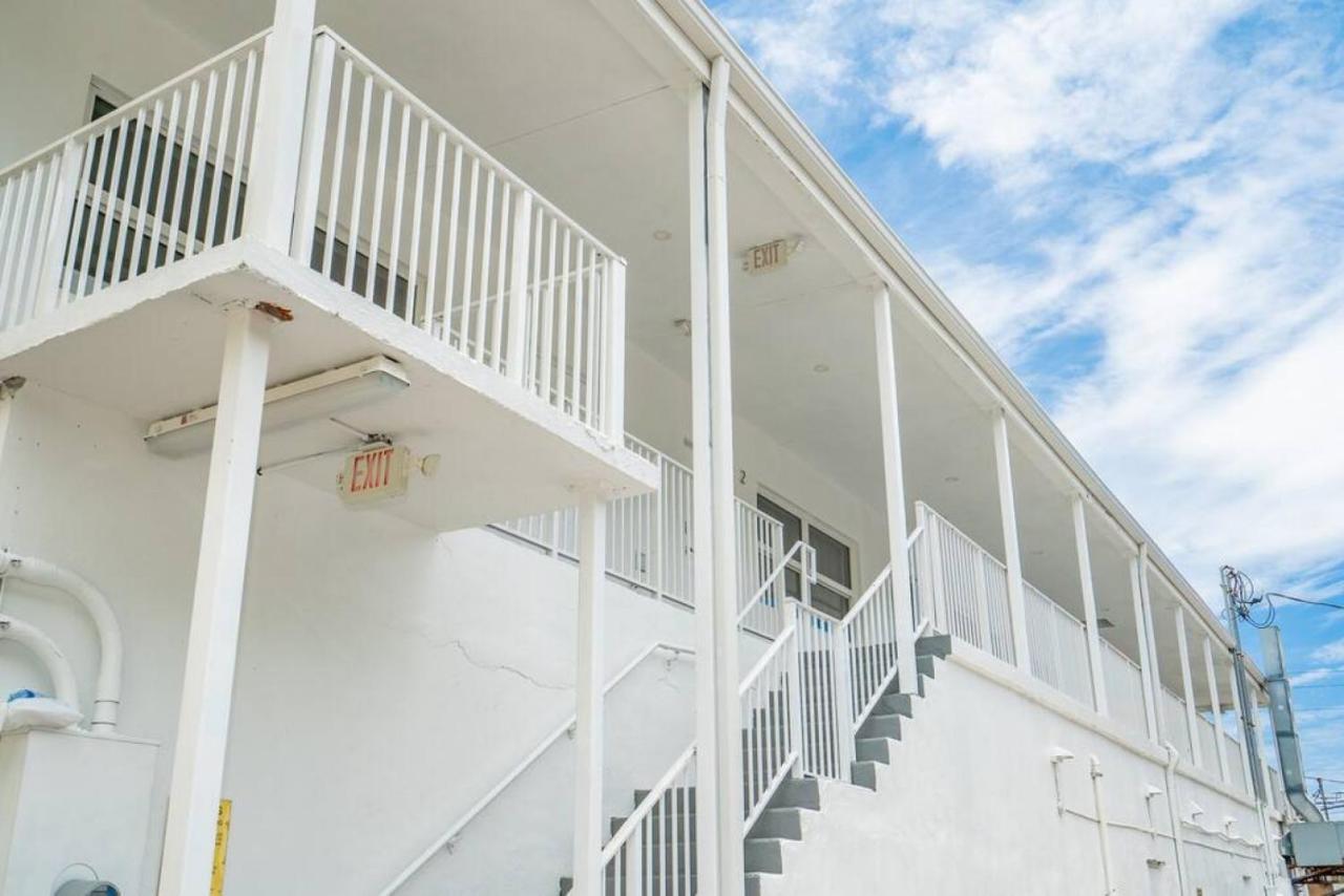 The Purple Pelican Beachfront With Ocean Balcony Unit 3 Φορτ Λόντερντεϊλ Εξωτερικό φωτογραφία
